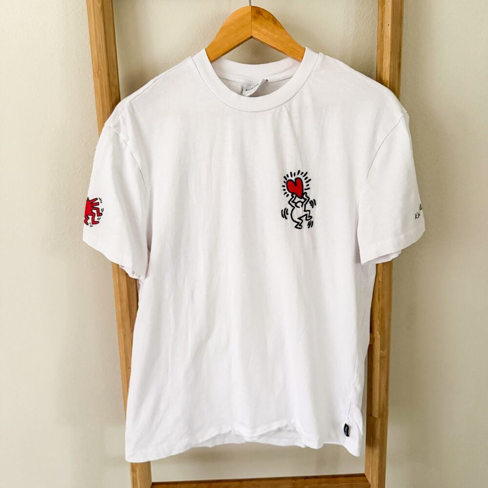 Keith Haring White Graphic T-Shirt Small 100% Cotton Heart Street Art Tee
